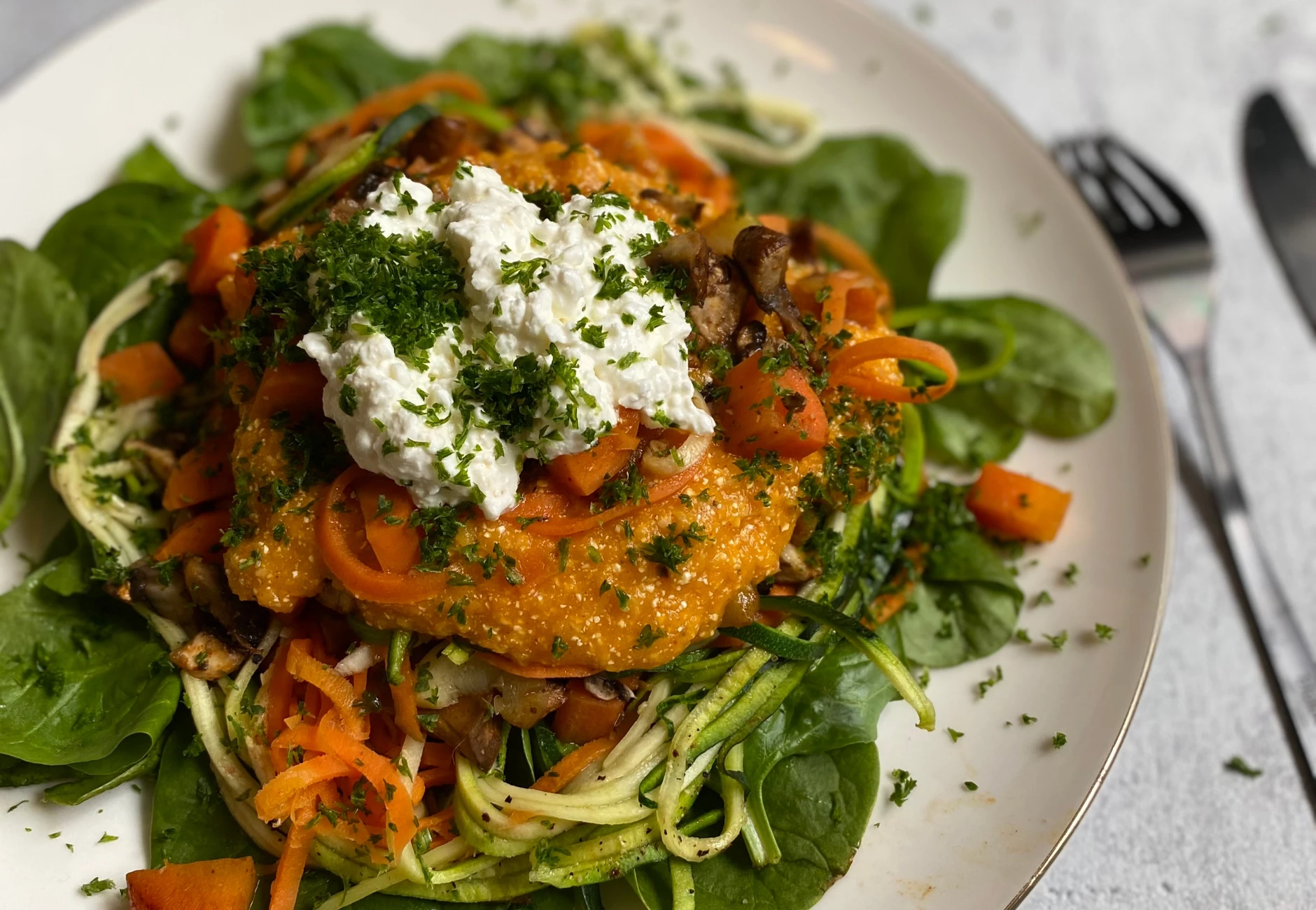 ⁠Fitters zucchine-carrot pasta with butternut sauce and cottage cheese
